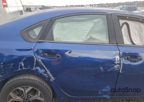 2020 Kia Forte Fe z USA, uszkodzony, nr VIN 3KPF24AD9LE140671